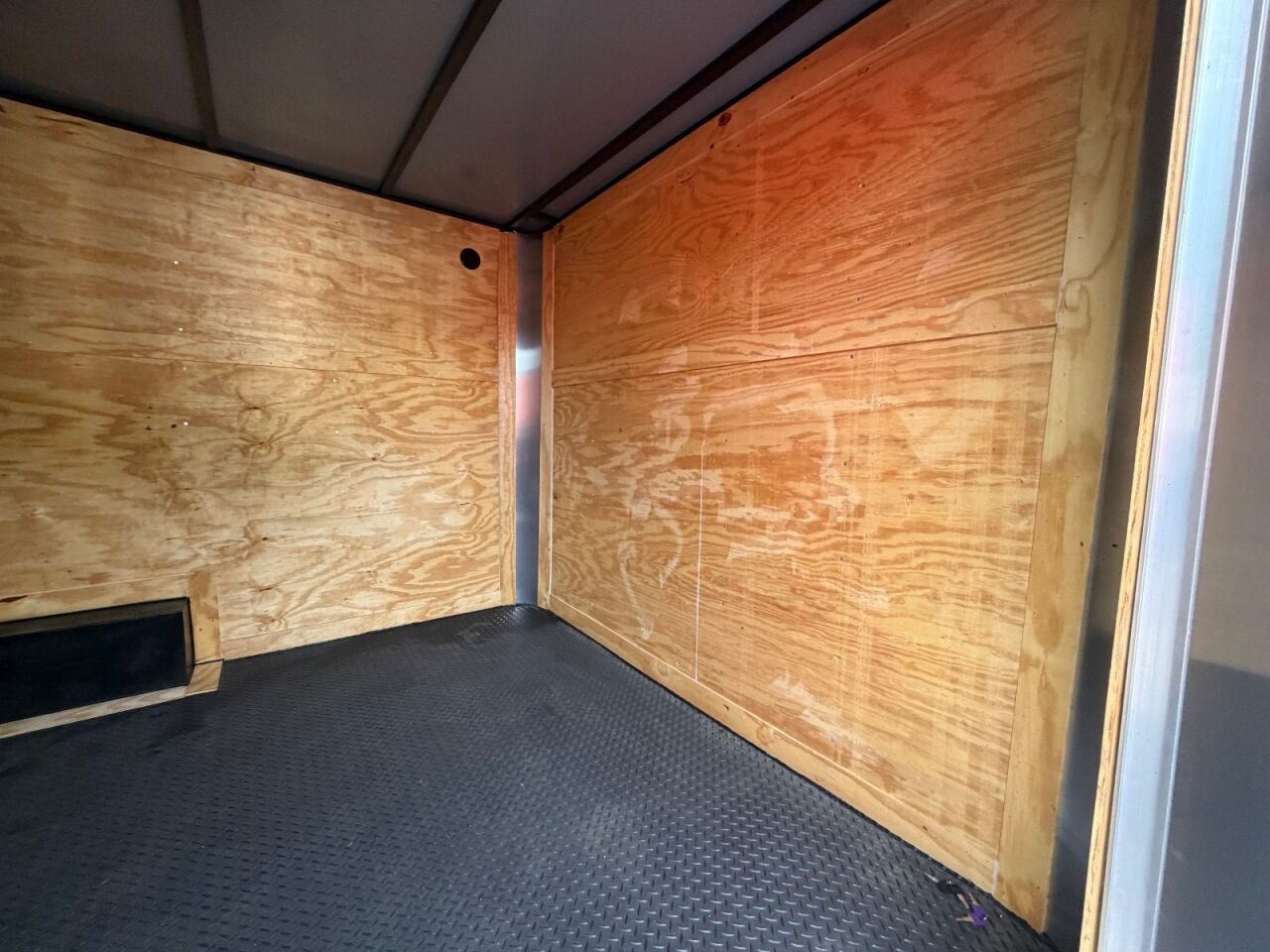 2026 Maximum 8.5x12 concession / food trailer in green, photo 6