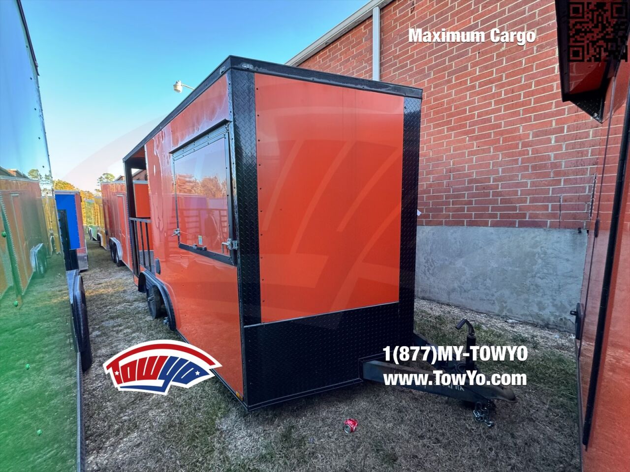 2023 Maximum 8.5x26 Cargo enclosed cargo trailer in silver, photo 3