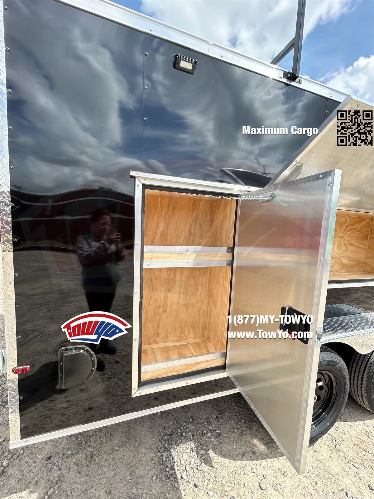 2025 Maximum 7x18 Cargo enclosed cargo trailer in black, photo 7