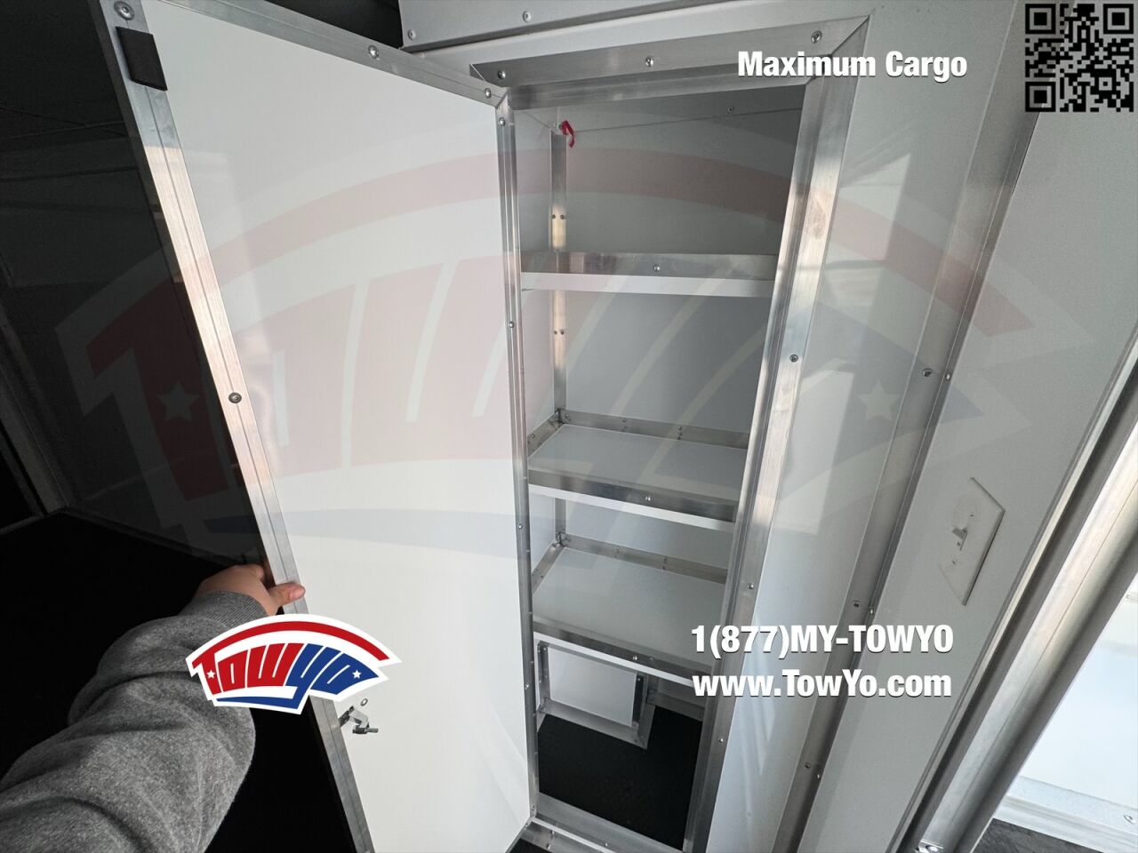 2024 Maximum 8.5x24 Cargo mobile office / fiber trailer in white, photo 5